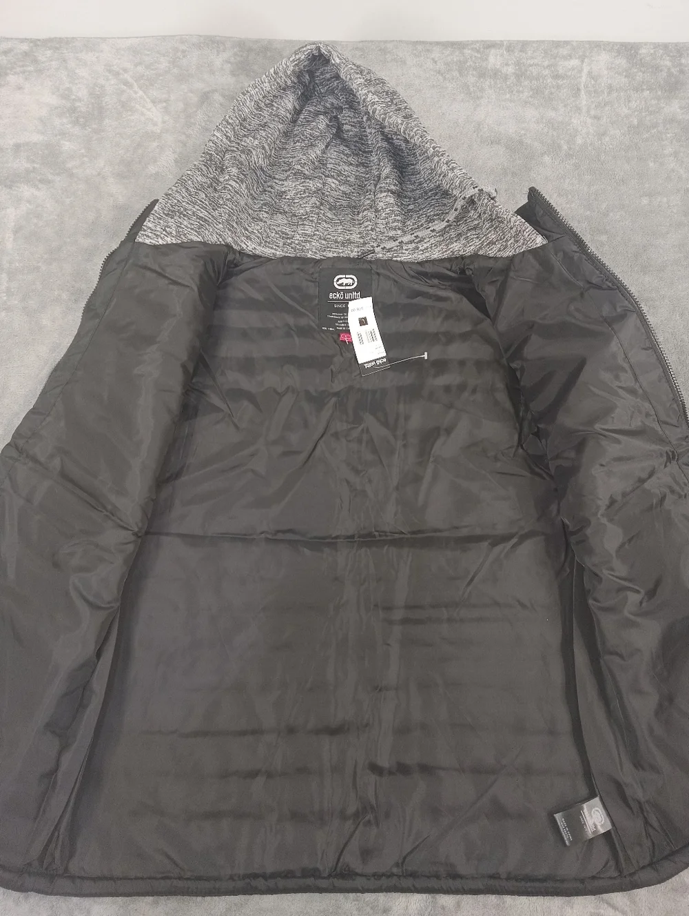 ECKO Men's Quilted Puffer Vest in Black & Heather Gray Size Large NWT - Picture 10 of 14